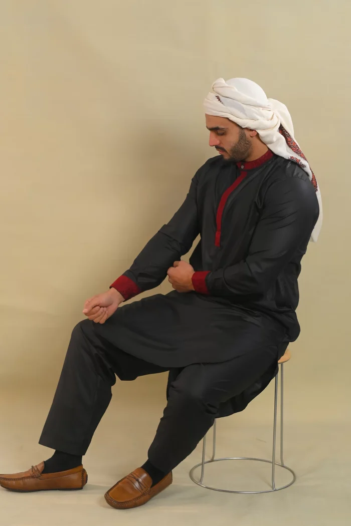 black kurta with embriodery