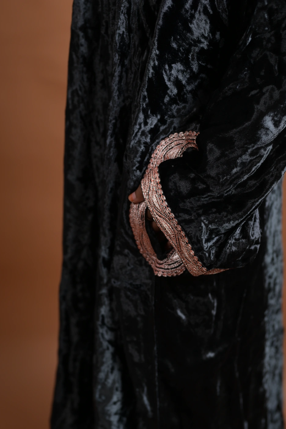 kashmiri black velvet pheran for females