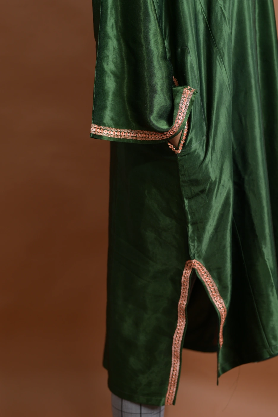 green silk kashmiri phiran for females