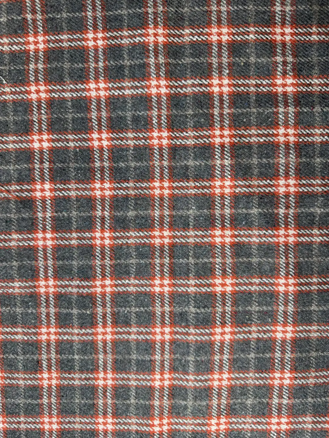 luxury golf check