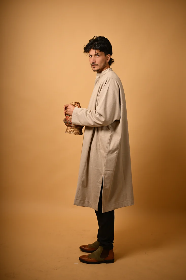 dotted pattern pheran