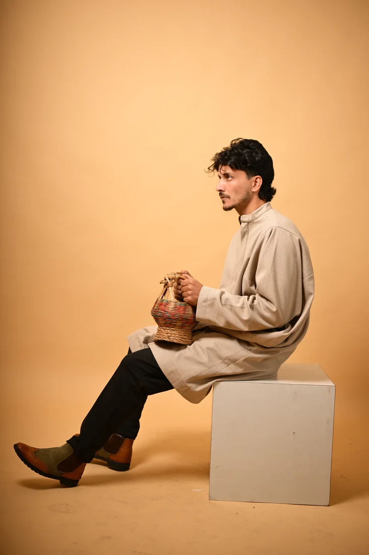 dotted pattern pheran