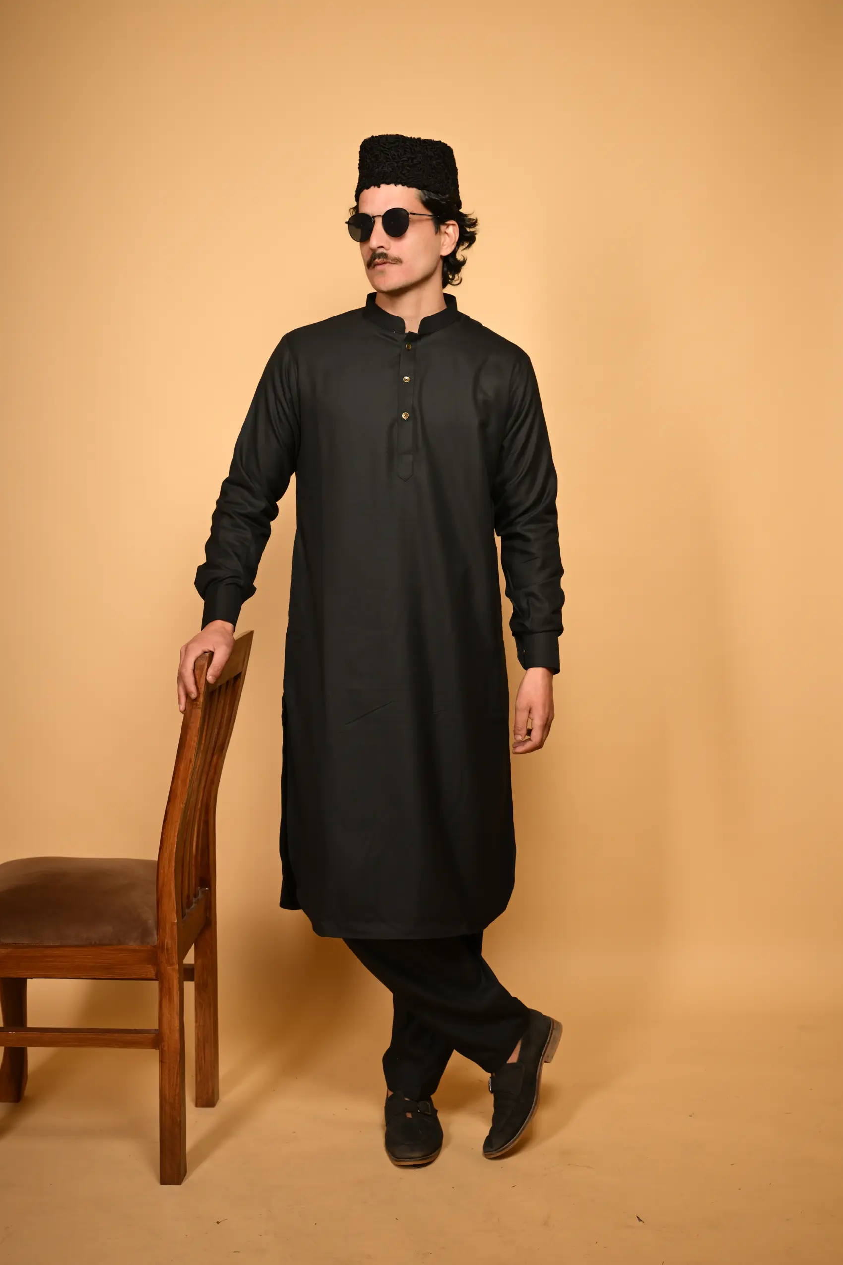 black Pathan Kameez Shalwar for men