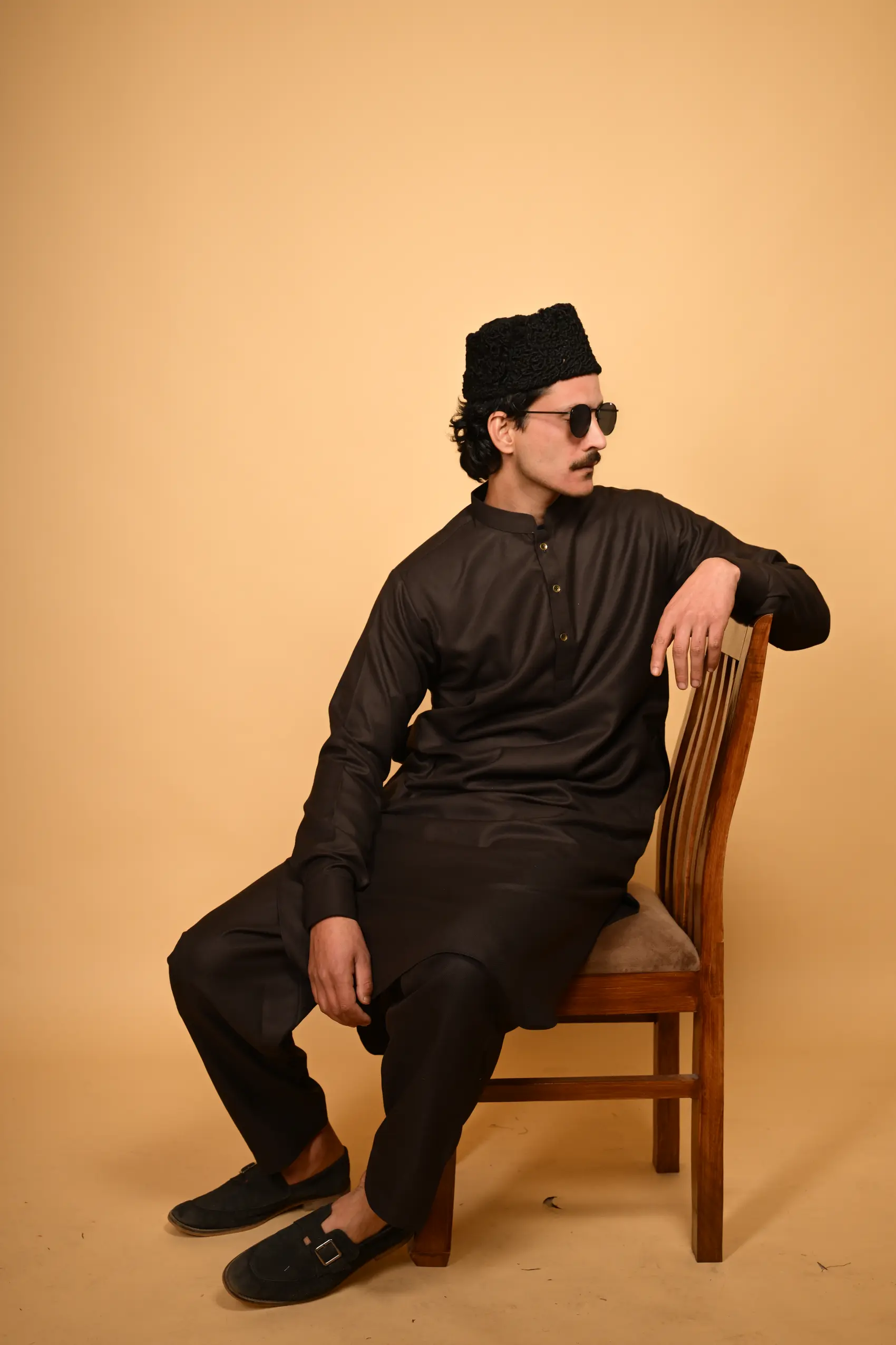 bottle green pathani Kameez Shalwar