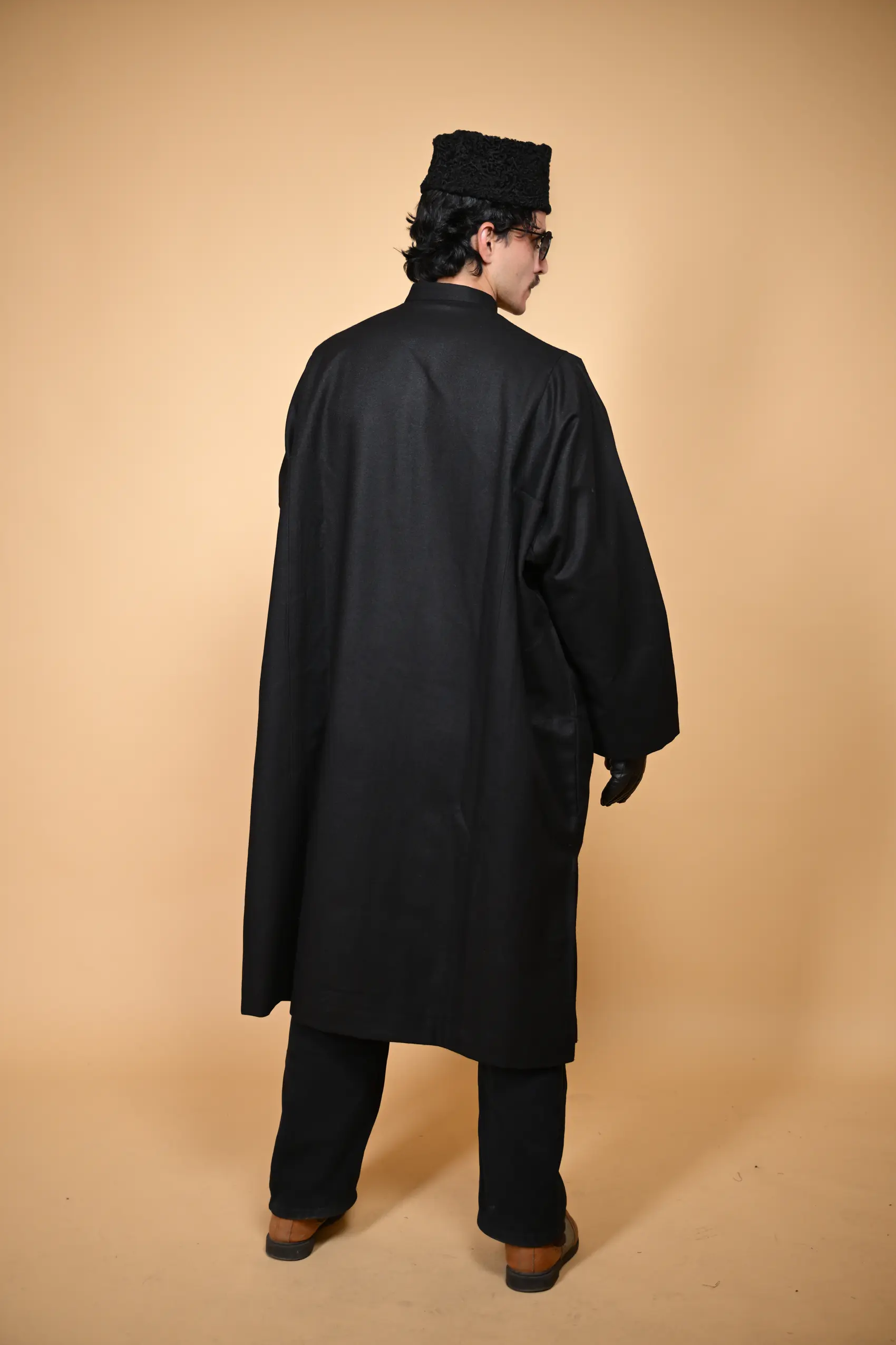 men wearing kashmiri firan