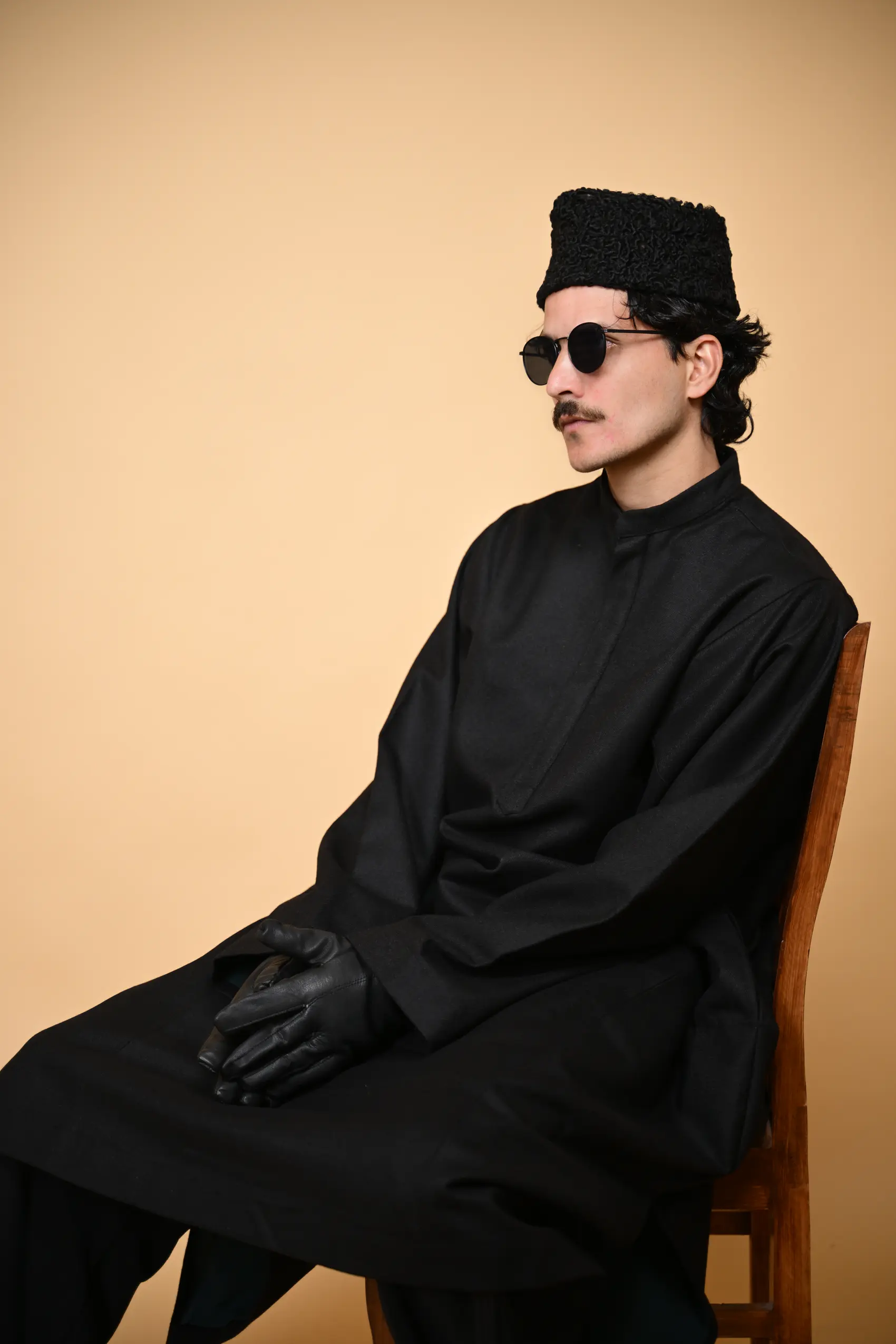 men wearing kashmiri firan