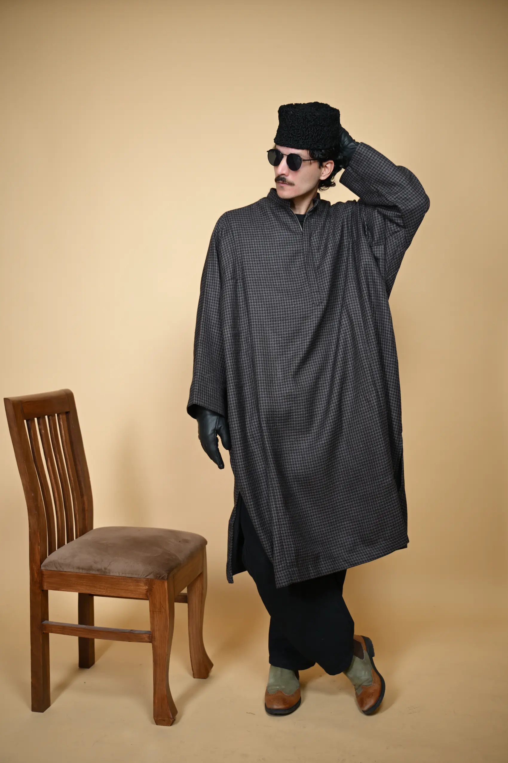 men wearing Kashmiri pheran