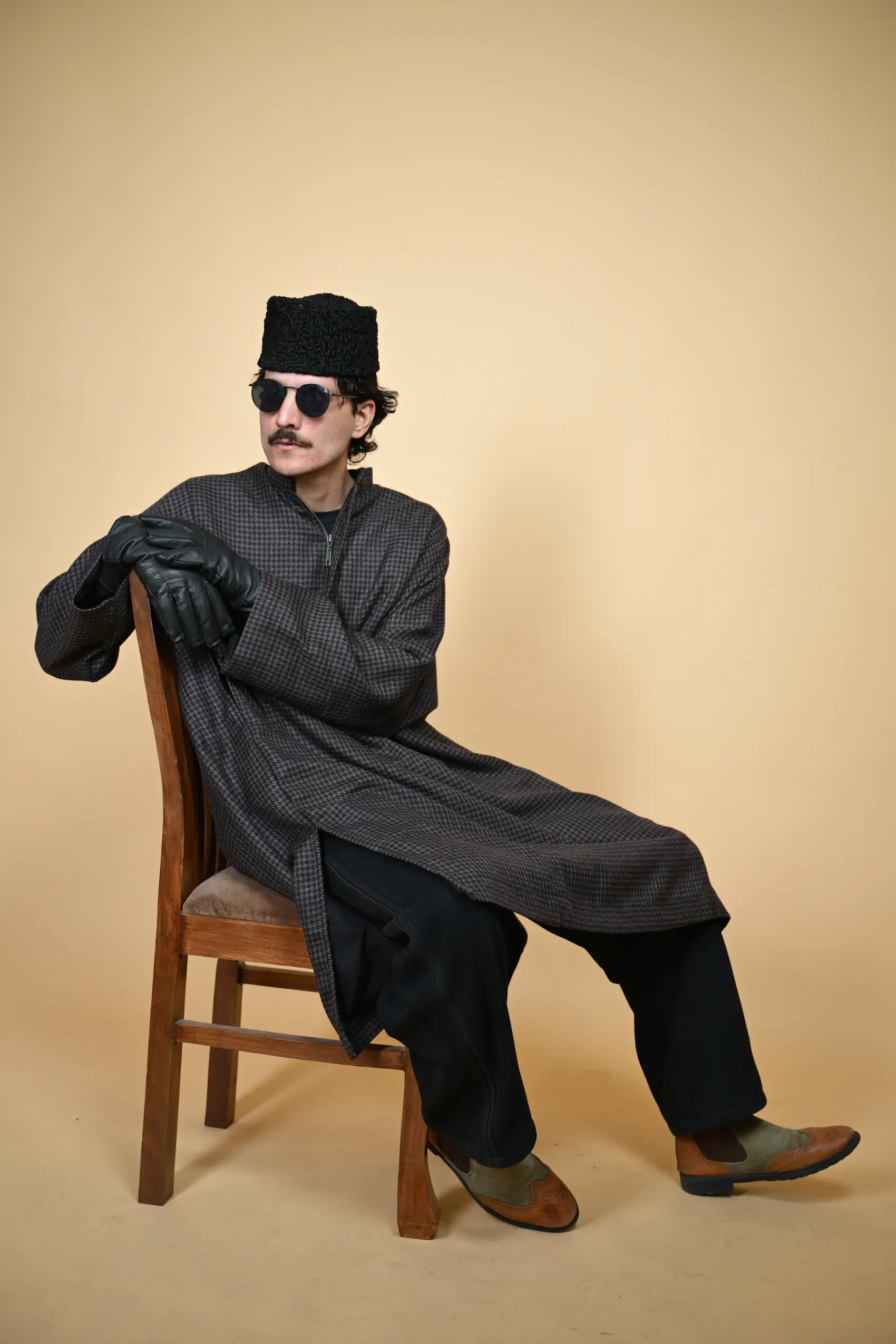 men wearing Kashmiri pheran