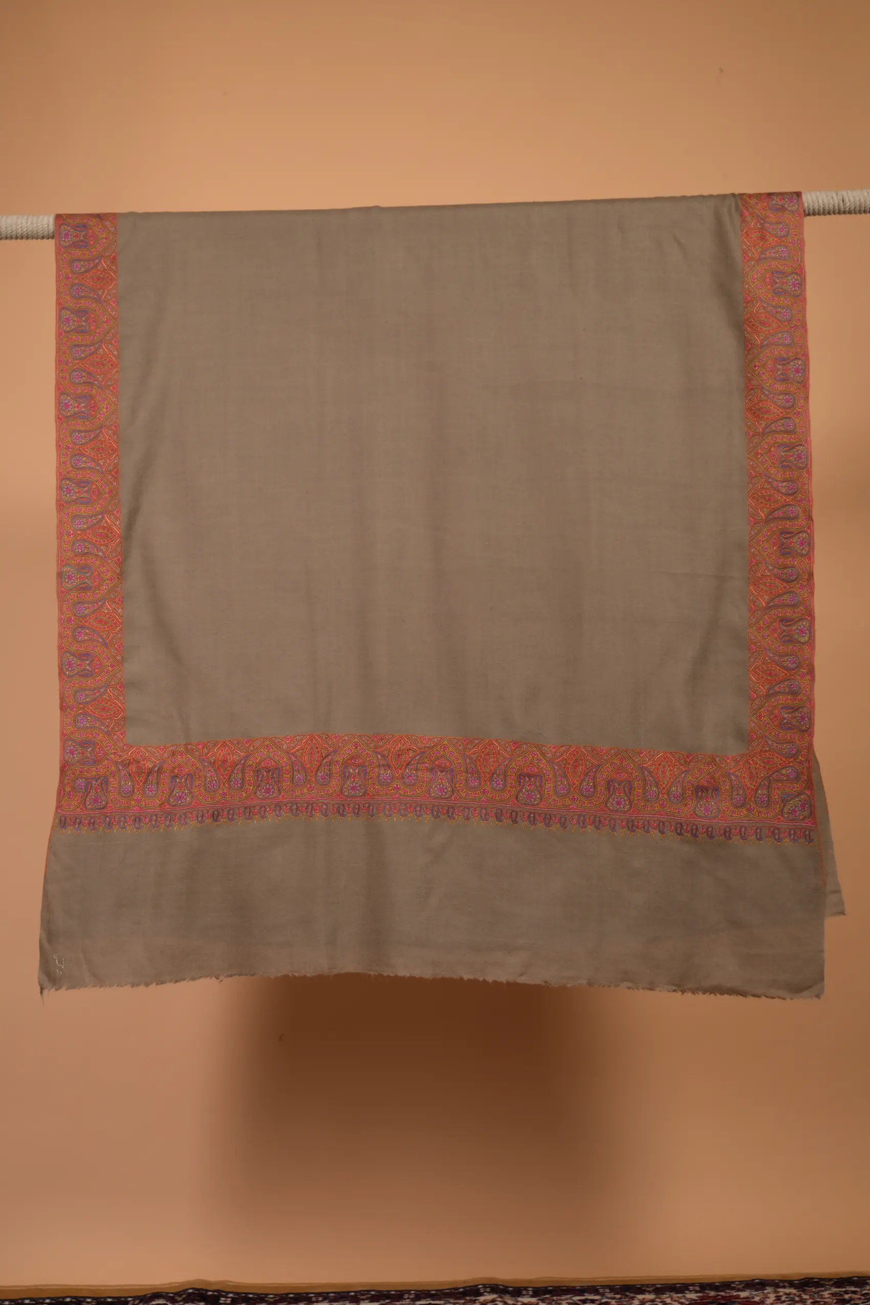 Â kashmiri pashmina shawlÂ