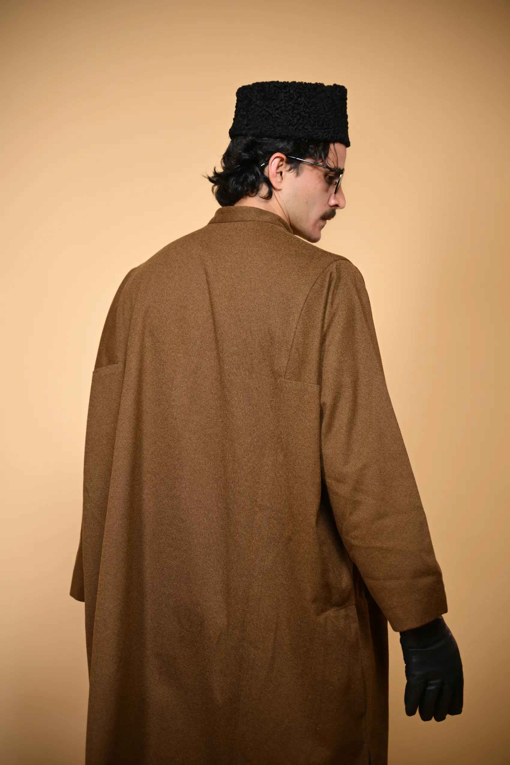 men wearing kashmiri firan