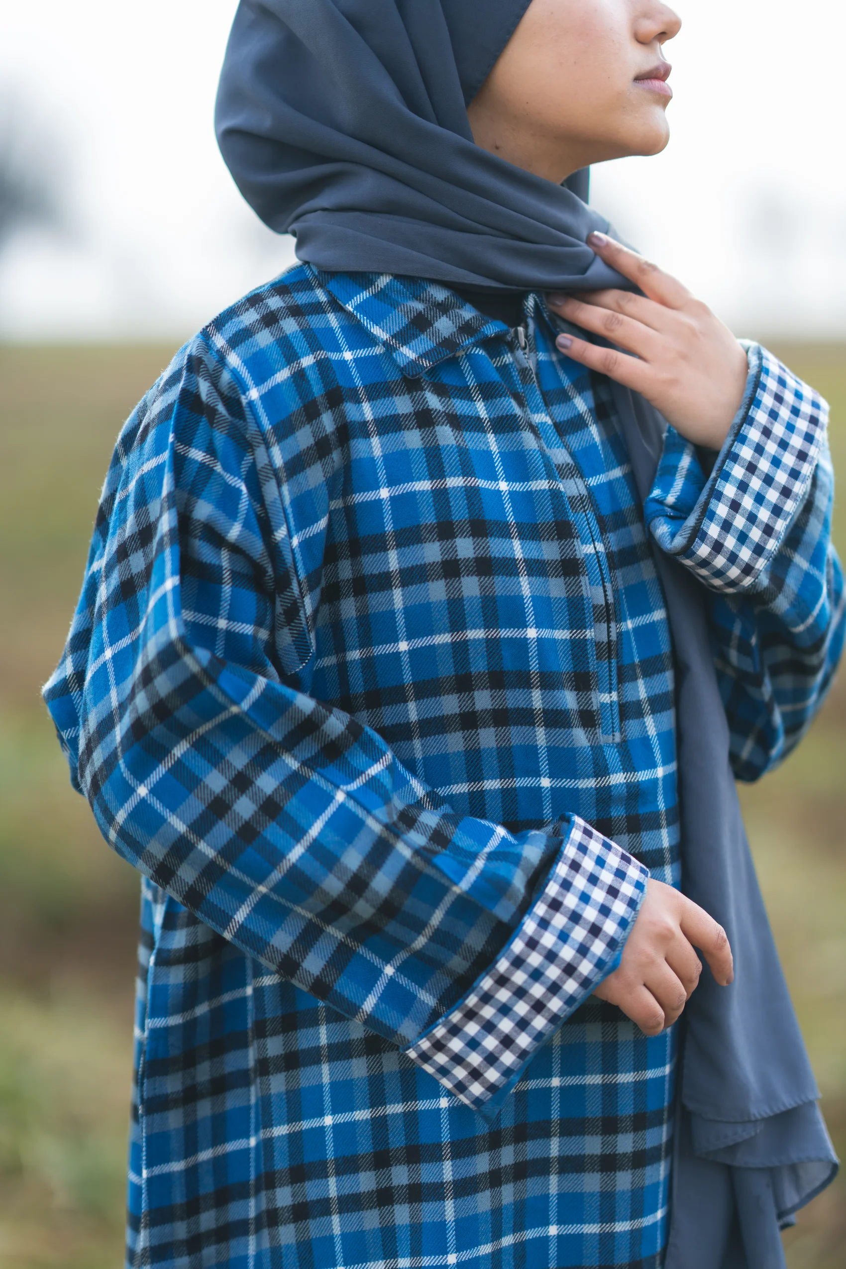 blue kashmiri pheran