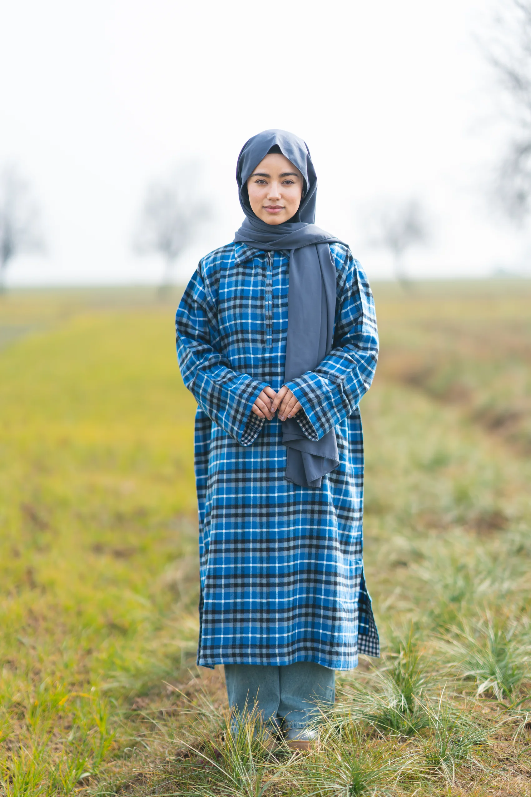 blue kashmiri pheran